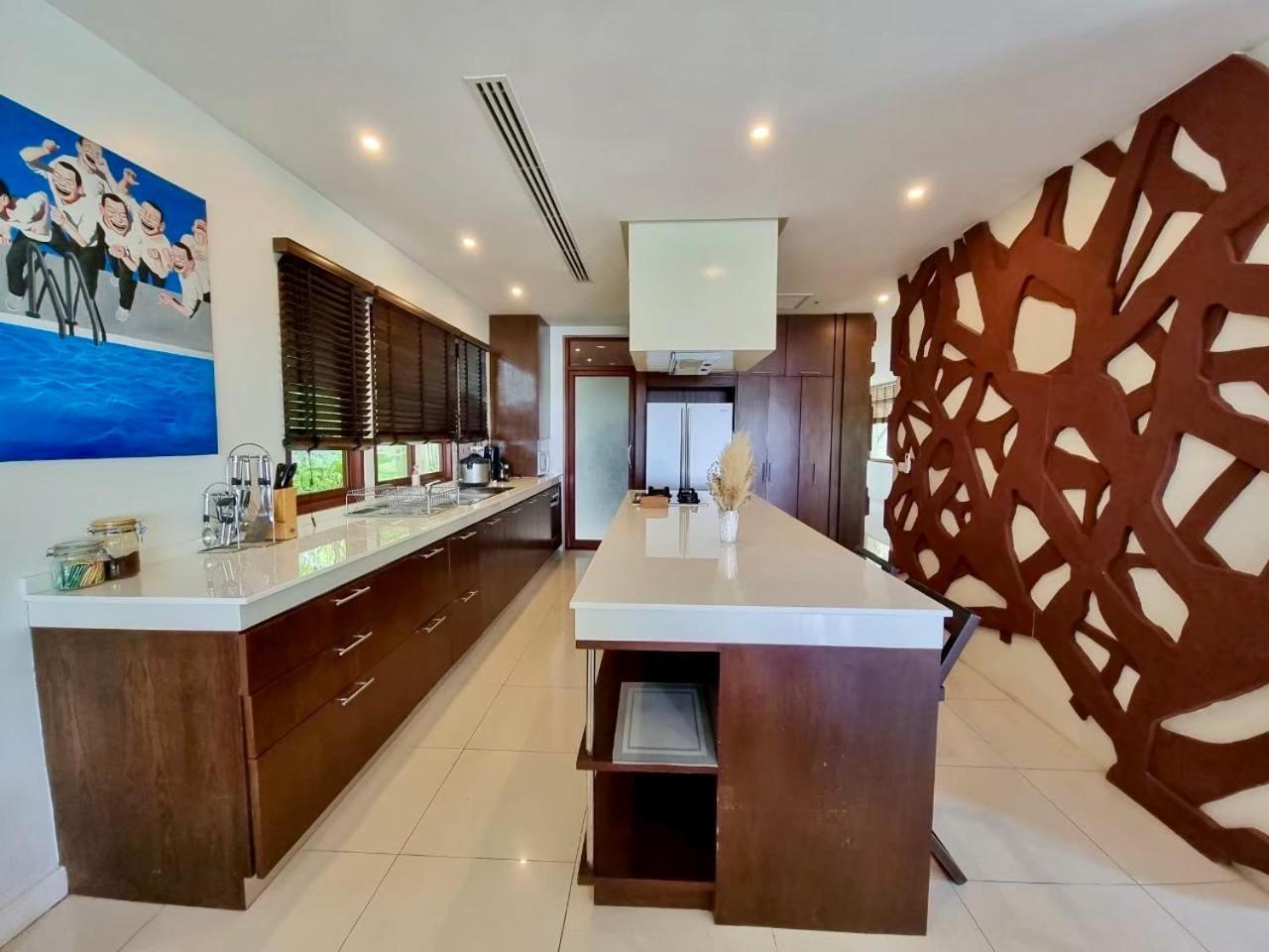 Amatapura Beachfront Villa 12, Sha Certified Ао-Нам-Мао Экстерьер фото